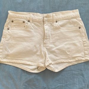 Gap shorts